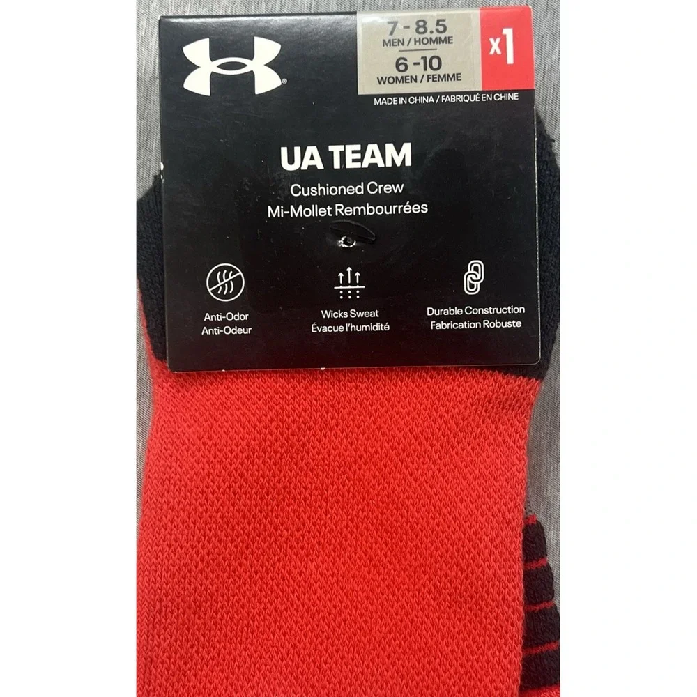 NEW Under Armour UA‎ Team Athletic Crew Socks Red  Men's Size 7-8.5 Women  6-10
